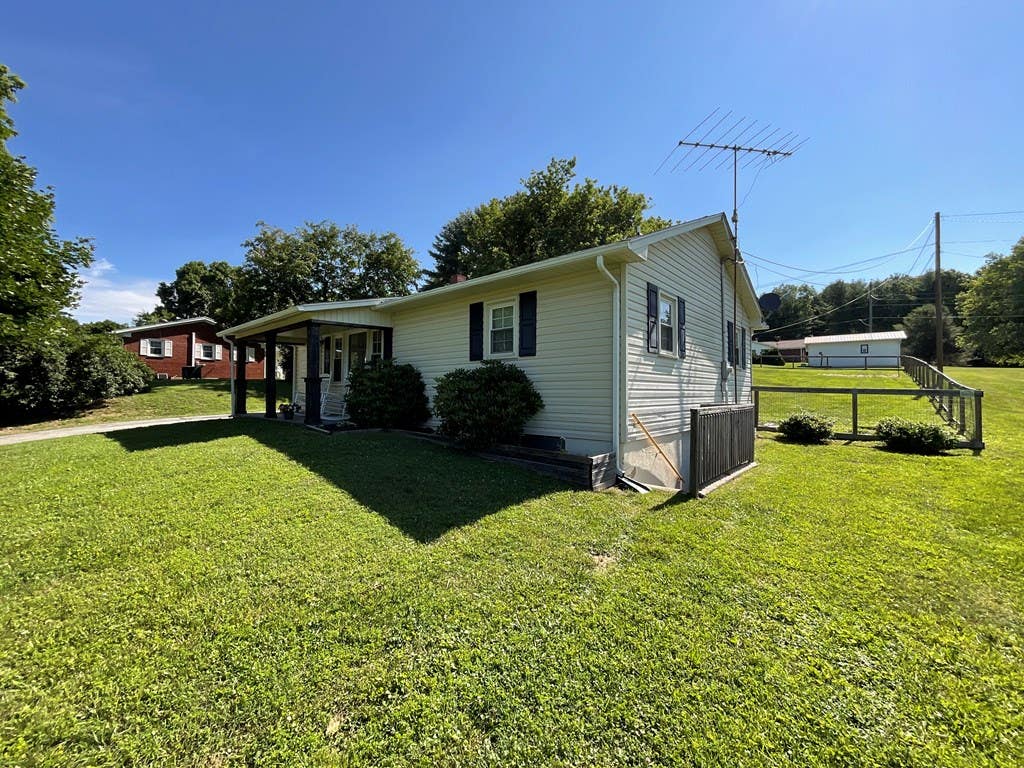 Photo of 70 Amber Drive, Galax, VA 24333 (MLS # 110664)