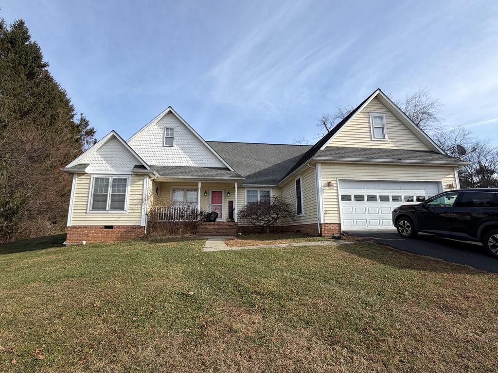 Photo of 120 Sherry Lane, Galax, VA 24333 (MLS # 104306)