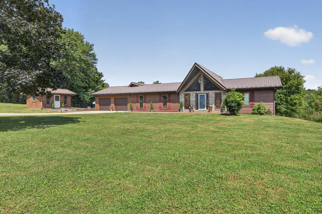 Photo of 22397 Tyco Drive, Abingdon, VA 24211 (MLS # 111752)