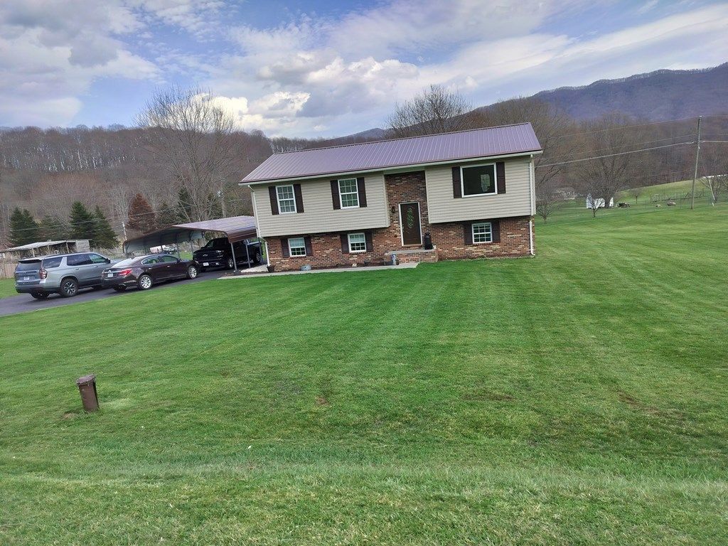 Photo of 6288 Thompson Valley, Tazewell, VA 24651 (MLS # 109405)