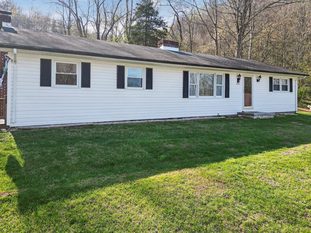Photo of 260 Cornett Rd, Marion, VA 24354 (MLS # 109484)