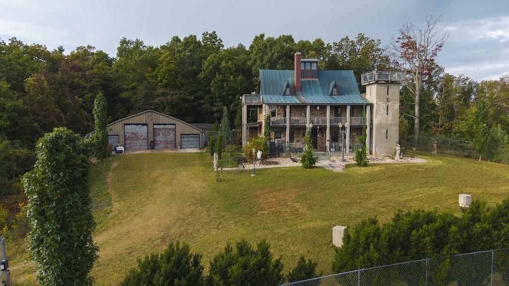 Photo of 519 Roberson Mill Rd, Floyd, VA 24091 (MLS # 103479)