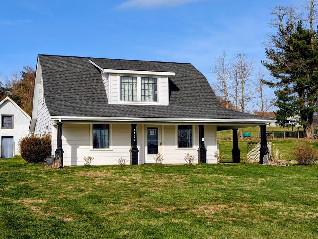 Photo of 7959 Floyd Hwy N Hwy, Copper Hill, VA 24079 (MLS # 109745)