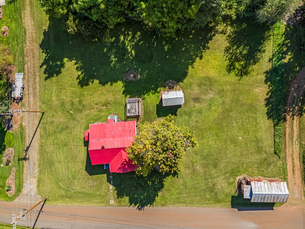 Ivanhoe, Virginia 24350, United States, 2 Bedrooms Bedrooms, ,1 BathroomBathrooms,Residential,Active,203306