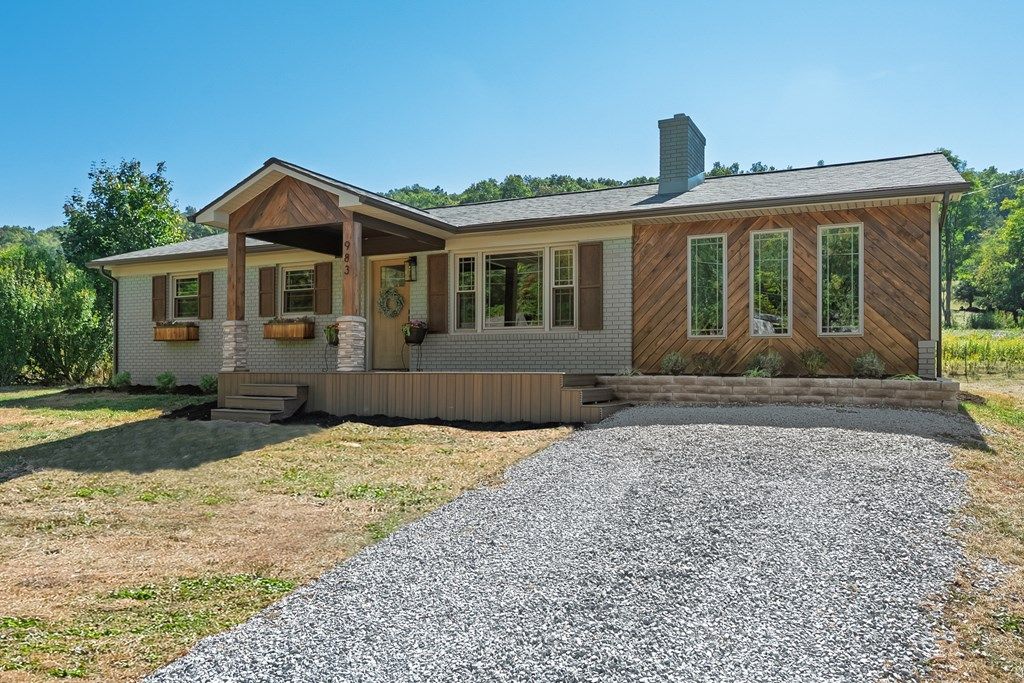 Photo of 983 Sanders Mines Rd, Max Meadows, VA 24360 (MLS # 103468)