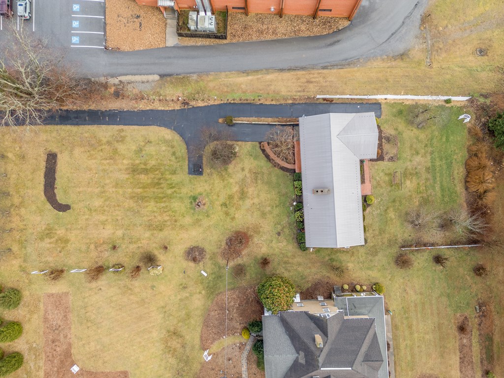 Rural Retreat, Virginia 24368, United States, 5 Bedrooms Bedrooms, ,3 BathroomsBathrooms,Residential,Contingent,7683