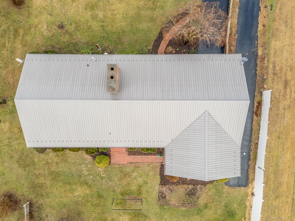 Rural Retreat, Virginia 24368, United States, 5 Bedrooms Bedrooms, ,3 BathroomsBathrooms,Residential,Contingent,7683