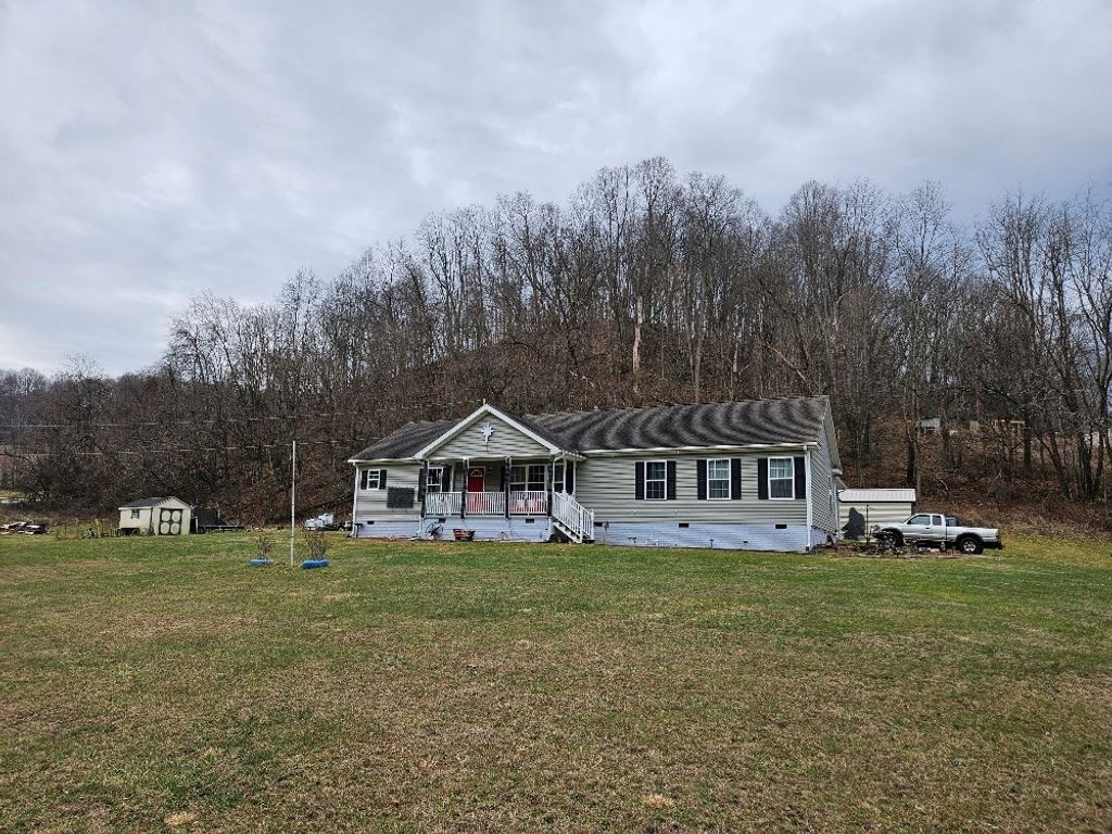 Photo of 31400 Rich Valley Rd, Meadowview, VA 24361 (MLS # 104535)