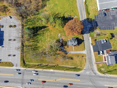 45 NW Scattergood Dr Christiansburg VA 24073