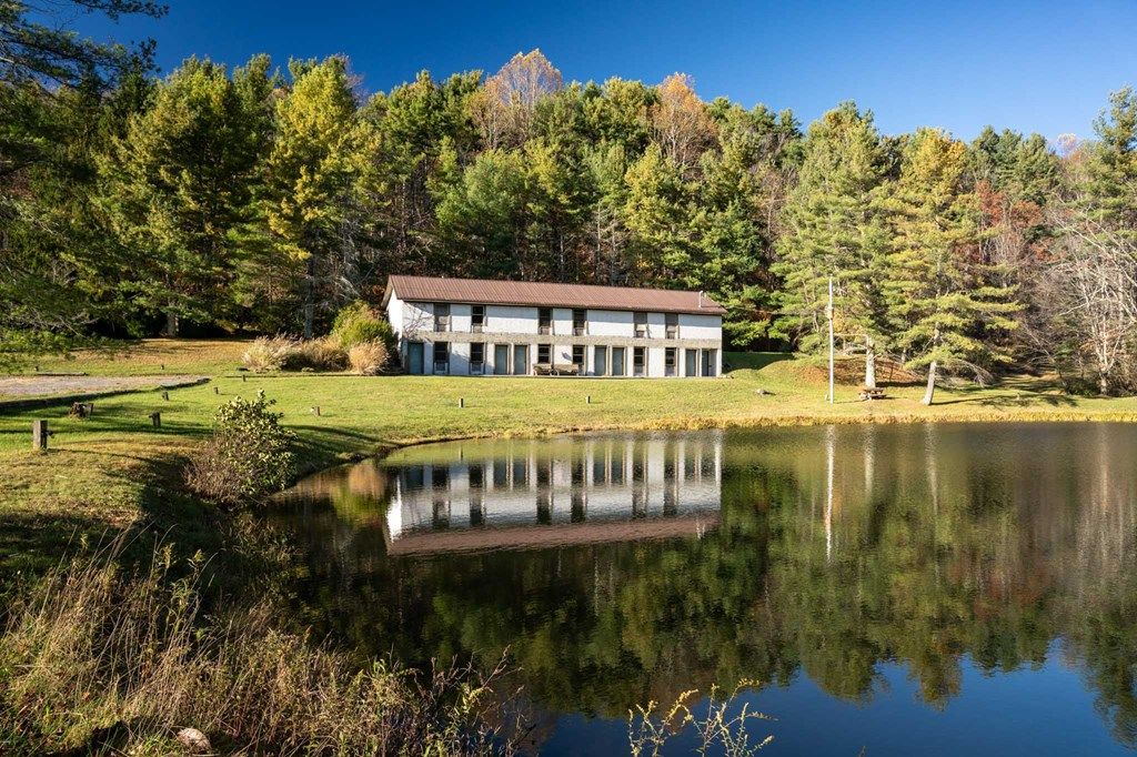 Photo of 182 Woodberry Rd, Meadows of Dan, VA 24120 (MLS # 104597)