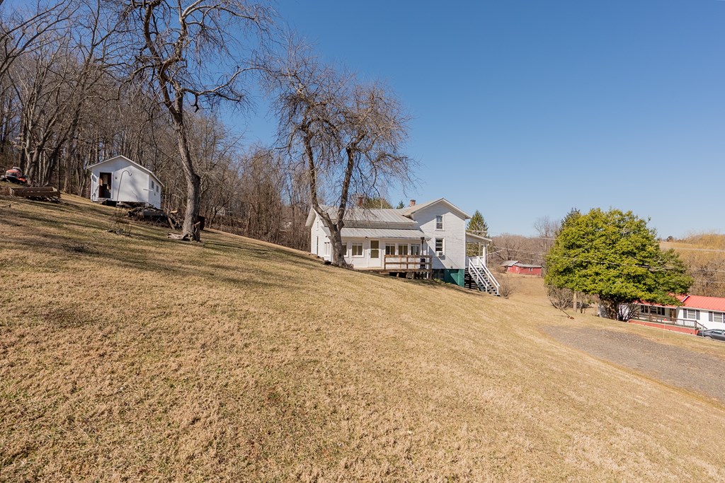 Austinville, Virginia 24312, United States, 3 Bedrooms Bedrooms, ,2 BathroomsBathrooms,Residential,Active,89209