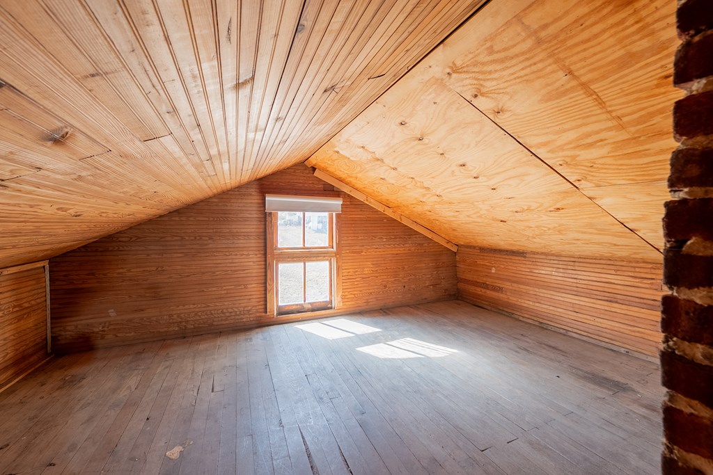 Austinville, Virginia 24312, United States, 3 Bedrooms Bedrooms, ,2 BathroomsBathrooms,Residential,Active,89209