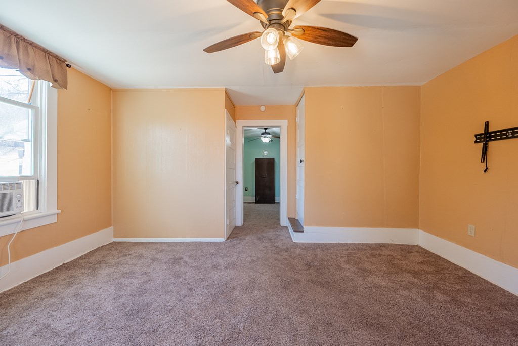 Austinville, Virginia 24312, United States, 3 Bedrooms Bedrooms, ,2 BathroomsBathrooms,Residential,Active,89209