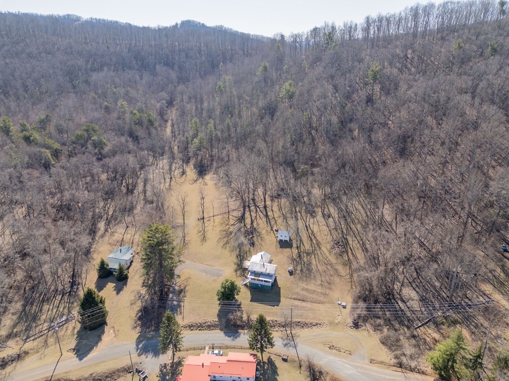 Austinville, Virginia 24312, United States, 3 Bedrooms Bedrooms, ,2 BathroomsBathrooms,Residential,Active,89209