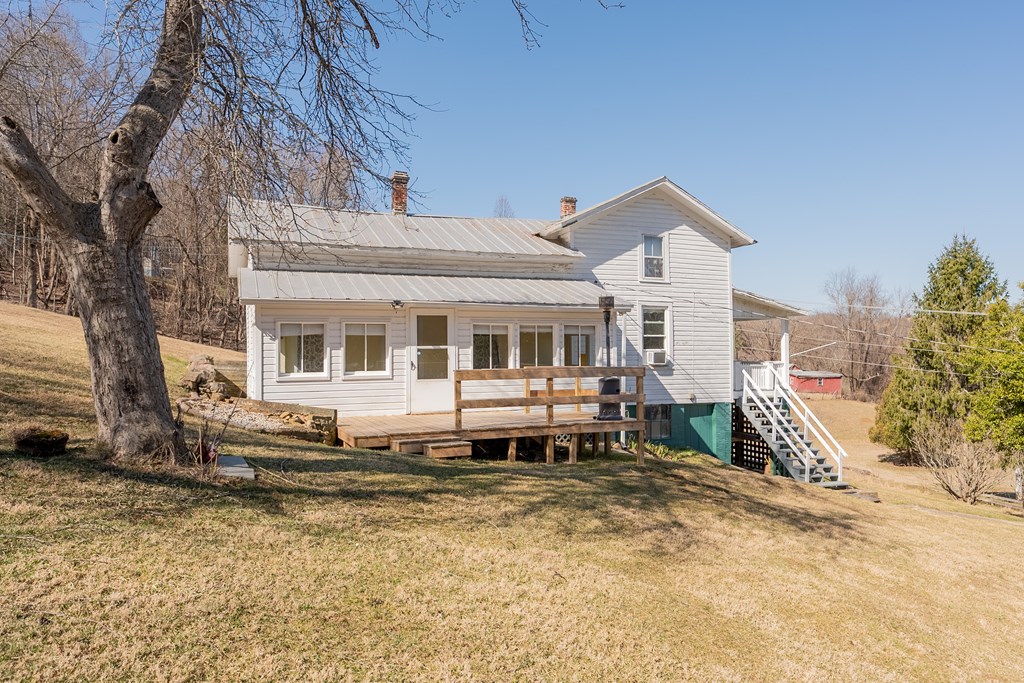 Austinville, Virginia 24312, United States, 3 Bedrooms Bedrooms, ,2 BathroomsBathrooms,Residential,Active,89209