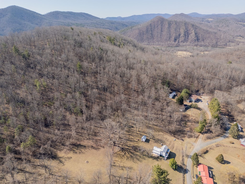 Austinville, Virginia 24312, United States, 3 Bedrooms Bedrooms, ,2 BathroomsBathrooms,Residential,Active,89209