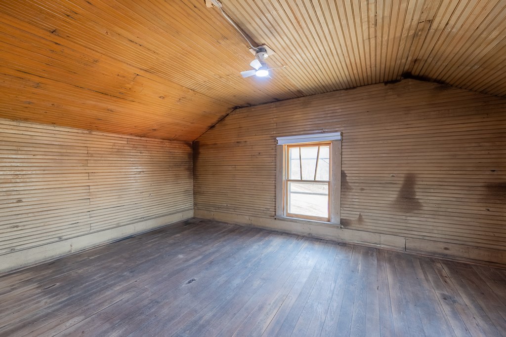 Austinville, Virginia 24312, United States, 3 Bedrooms Bedrooms, ,2 BathroomsBathrooms,Residential,Active,89209