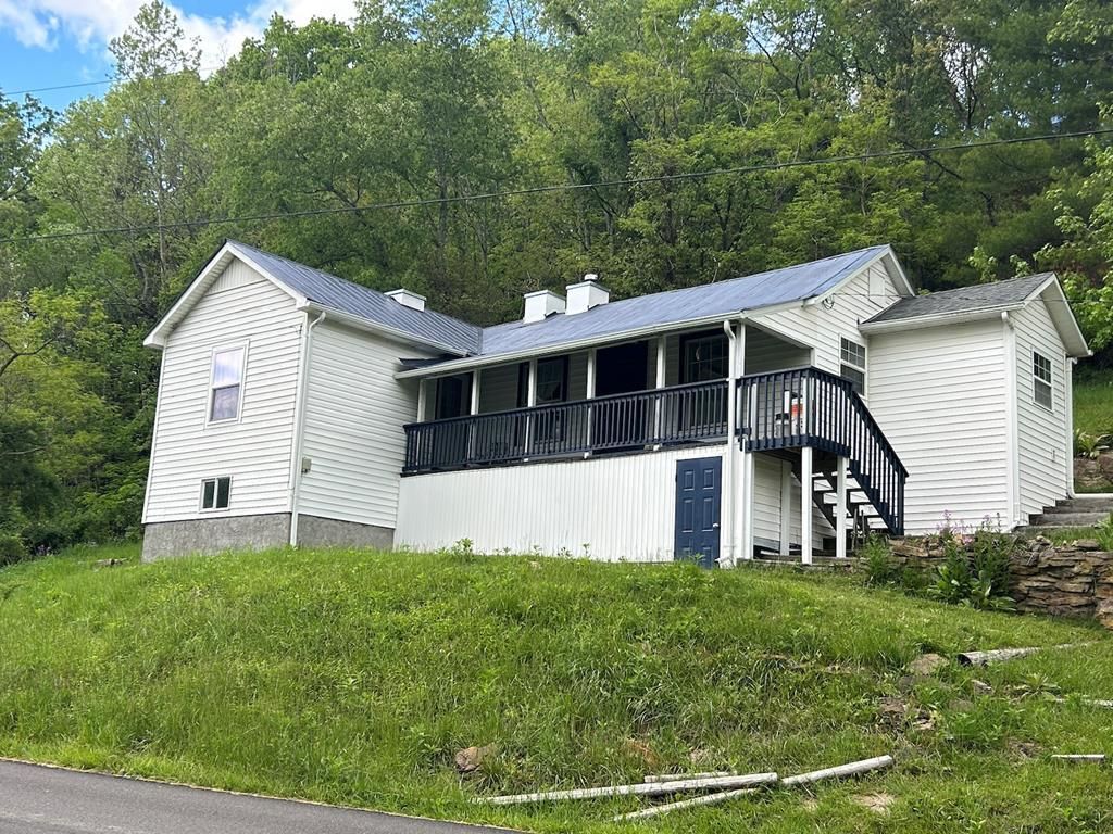 Photo of 934 Greasy Creek Rd, Wytheville, VA 24382 (MLS # 103484)