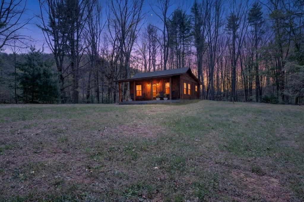 Photo of 362 Spring Hollow Rd, Marion, VA 24354 (MLS # 109634)