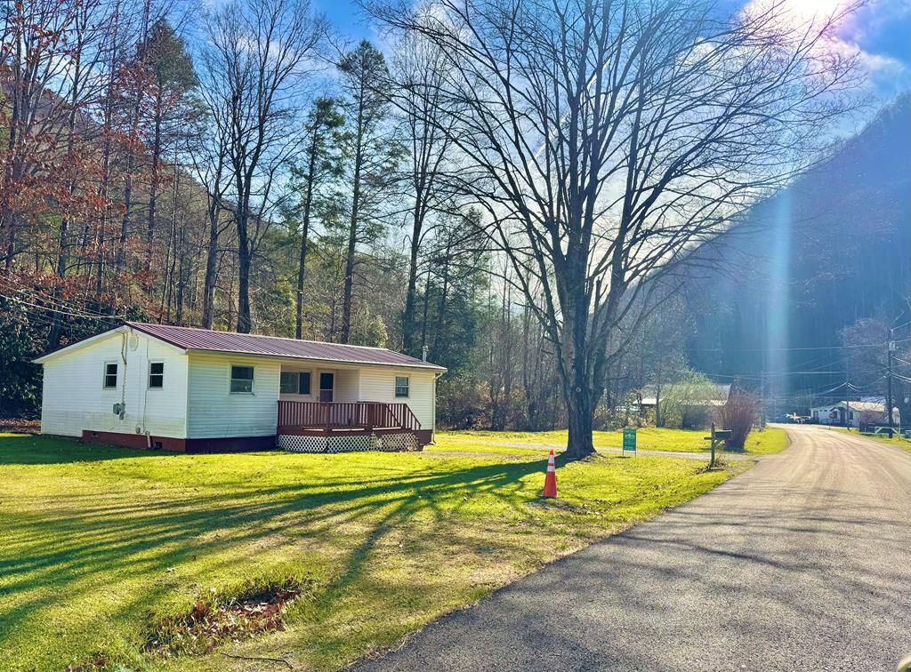 Photo of 128 Still House Hollow Road, Saltville, VA 24370 (MLS # 104271)