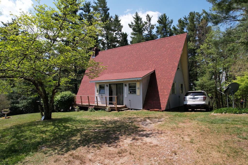 Photo of 138 Mountaineer Way, Fancy Gap, VA 24328 (MLS # 111777)