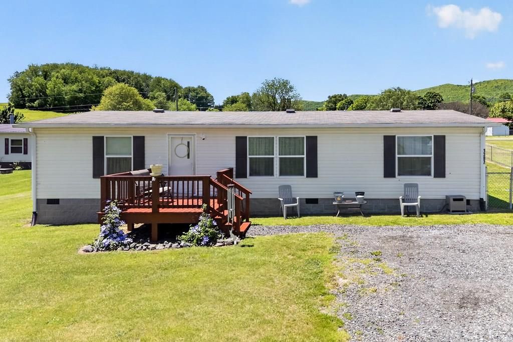 Photo of 1387 Ivanhoe Rd, Max Meadows, VA 24360 (MLS # 110092)
