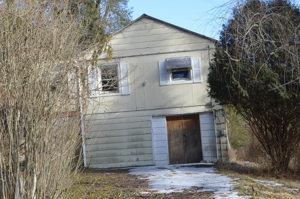 Photo of 123 Mitchell Valley, Marion, VA 24354 (MLS # 105790)