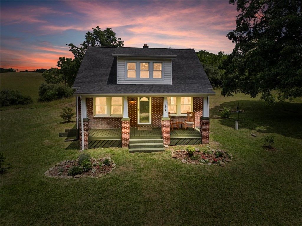 Photo of 1249 NW Easy Drive, Willis, VA 24380 (MLS # 111058)