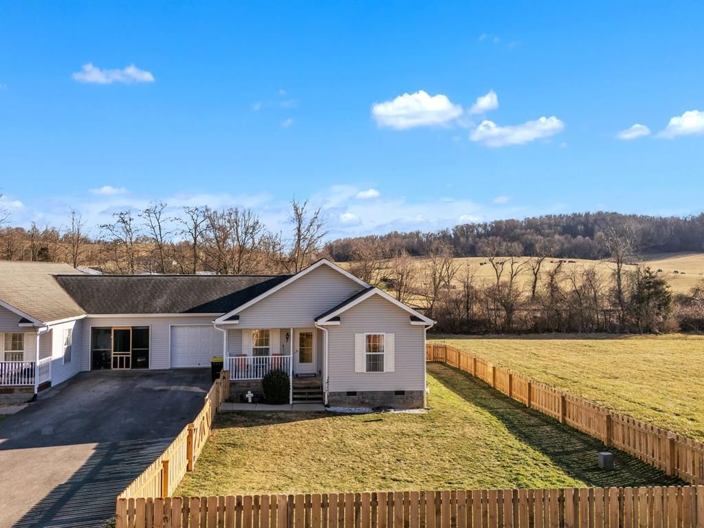 Photo of 18408 Fortunes Way, Bristol, VA 24210 (MLS # 109661)