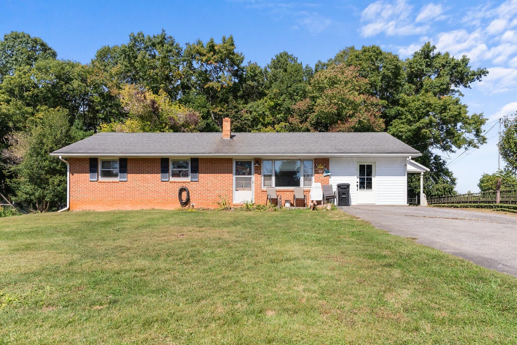 Photo of 42 Hidden Pine Lane, Hillsville, VA 24343 (MLS # 112202)