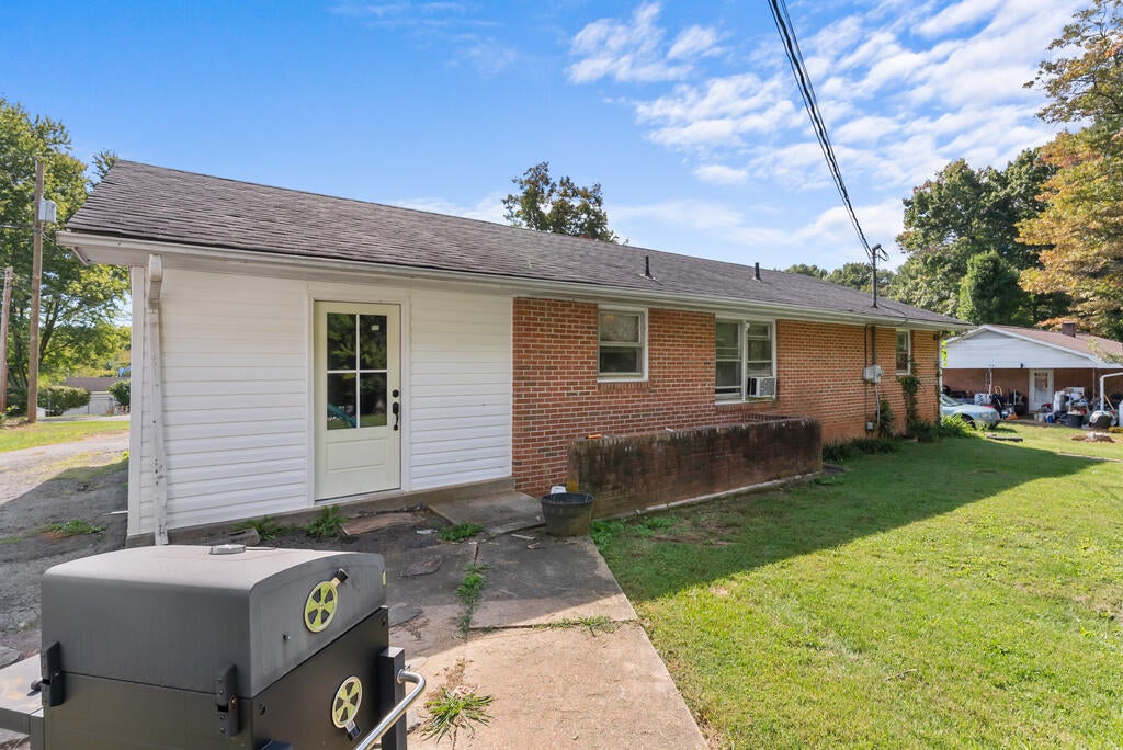 Photo of 42 Hidden Pine Lane, Hillsville, VA 24343 (MLS # 112202)