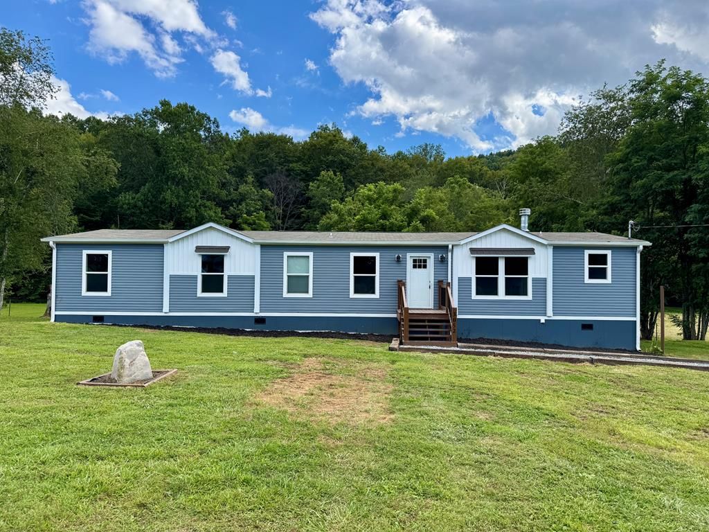 Photo of 3052 Pipers Gap Road, Galax, VA 24333 (MLS # 103208)