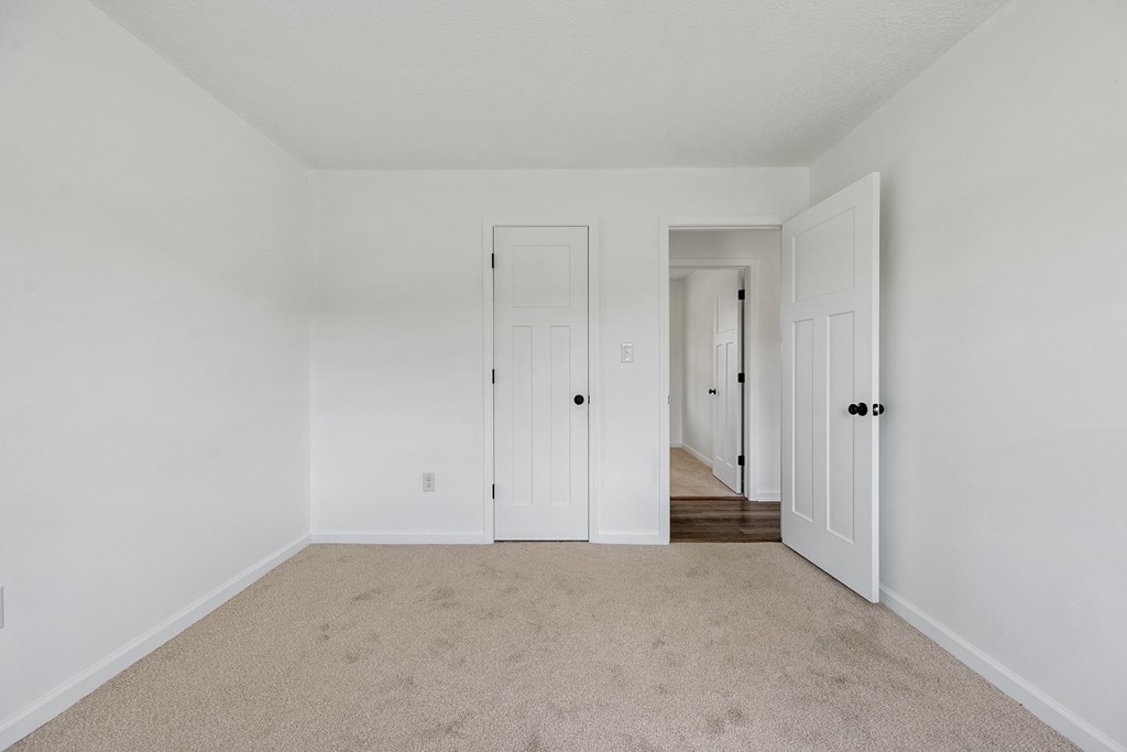 Austinville, Virginia 24312, United States, 3 Bedrooms Bedrooms, ,1 BathroomBathrooms,Residential,Contingent,184965