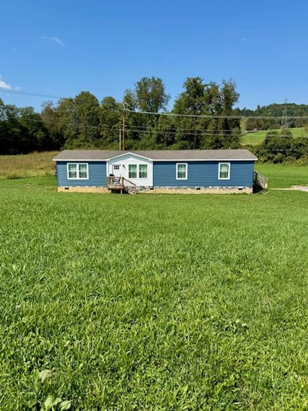 Photo of 18501 18501 Repass Rd, Abingdon, VA 24210 (MLS # 103459)