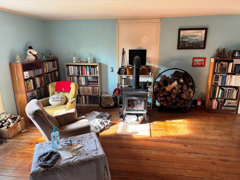 Photo of 550 Tazewell St, Wytheville, VA 24382 (MLS # 109108)