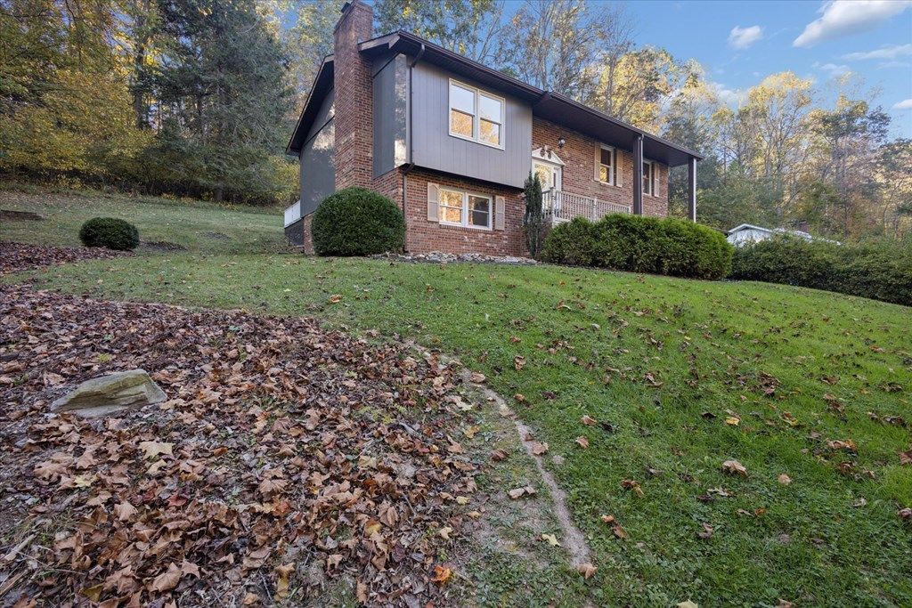 Photo of 862 Hollow Road, Marion, VA 24354 (MLS # 103793)
