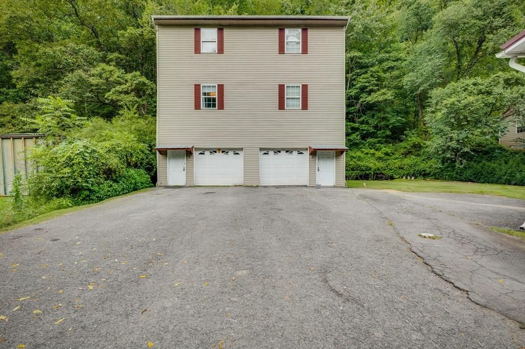 Photo of 2497 Slate Creek Rd, Grundy, VA 24614 (MLS # 104544)