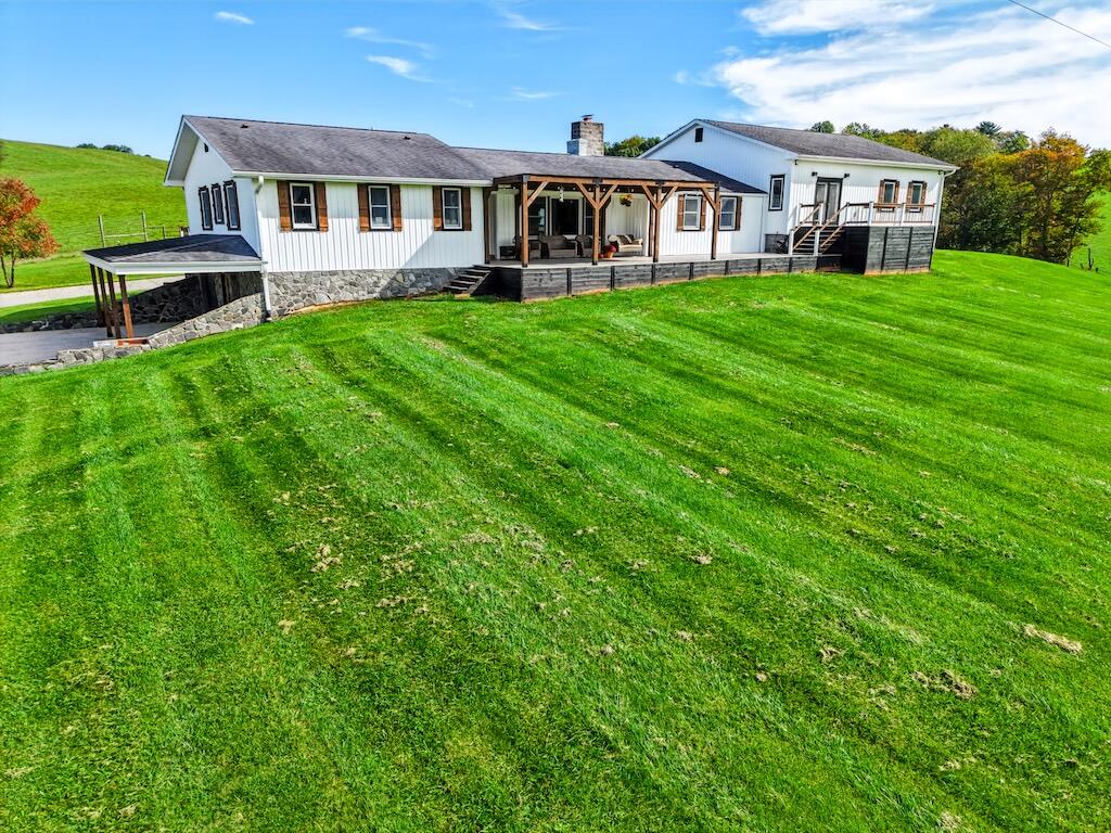1421 Duncans Chapel Rd