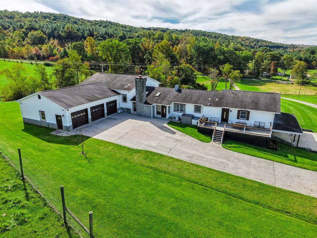 1421 Duncans Chapel Rd