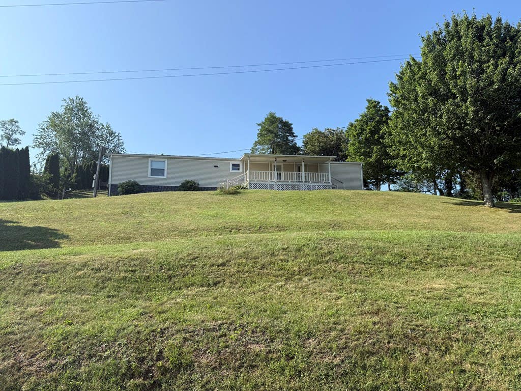 Photo of 1057 Turkey Knob Rd, Fries, VA 24330 (MLS # 110928)