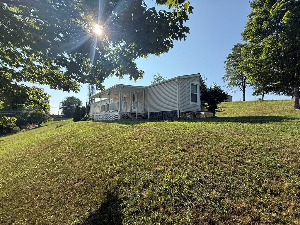 Photo of 1057 Turkey Knob Rd, Fries, VA 24330 (MLS # 110928)