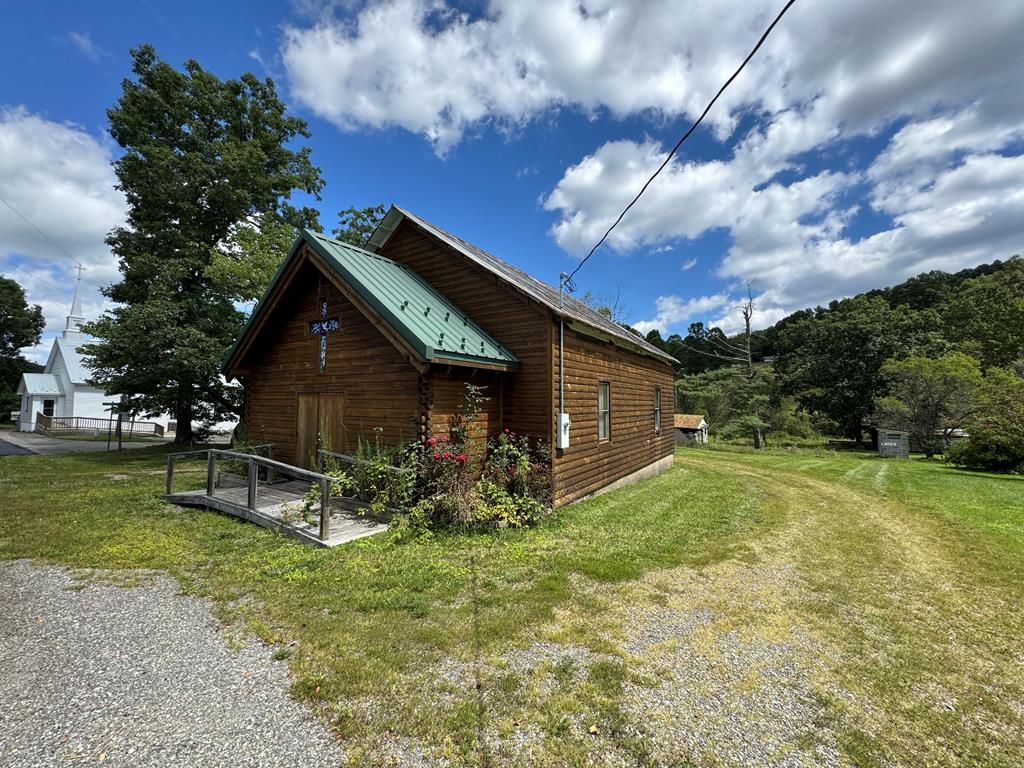 Photo of 3727 Conner Grove Rd #n/a, Willis, VA 24380 (MLS # 103387)