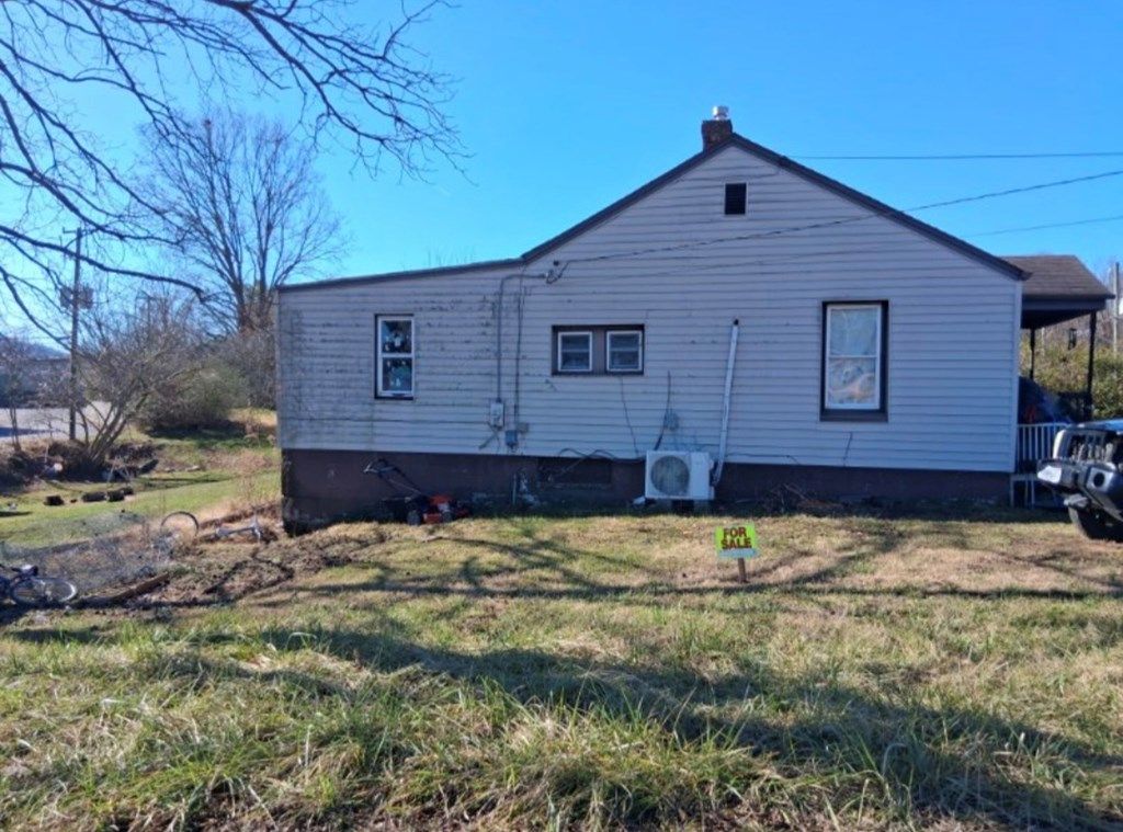 Photo of 932 Duke Street, Marion, VA 24354 (MLS # 104275)