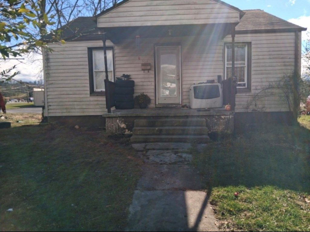 Photo of 932 Duke Street, Marion, VA 24354 (MLS # 104275)