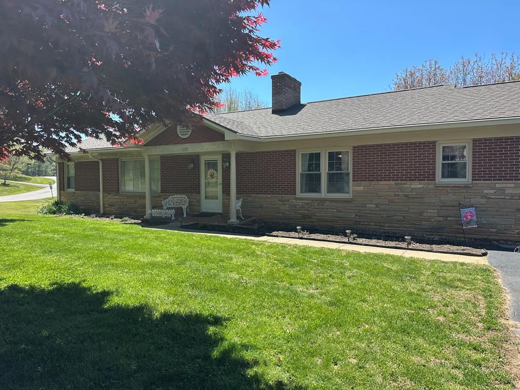 Photo of 111 Taylorwood Dr, Galax, VA 24333 (MLS # 109788)