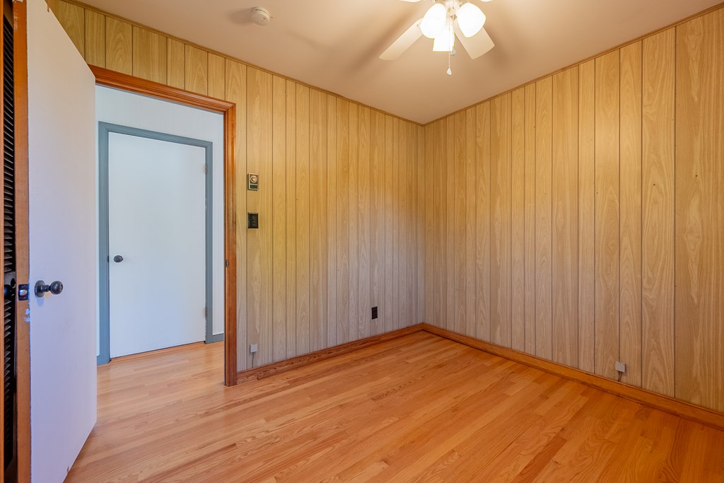 Wytheville, Virginia 24382, United States, 3 Bedrooms Bedrooms, ,1 BathroomBathrooms,Residential,Contingent,117194