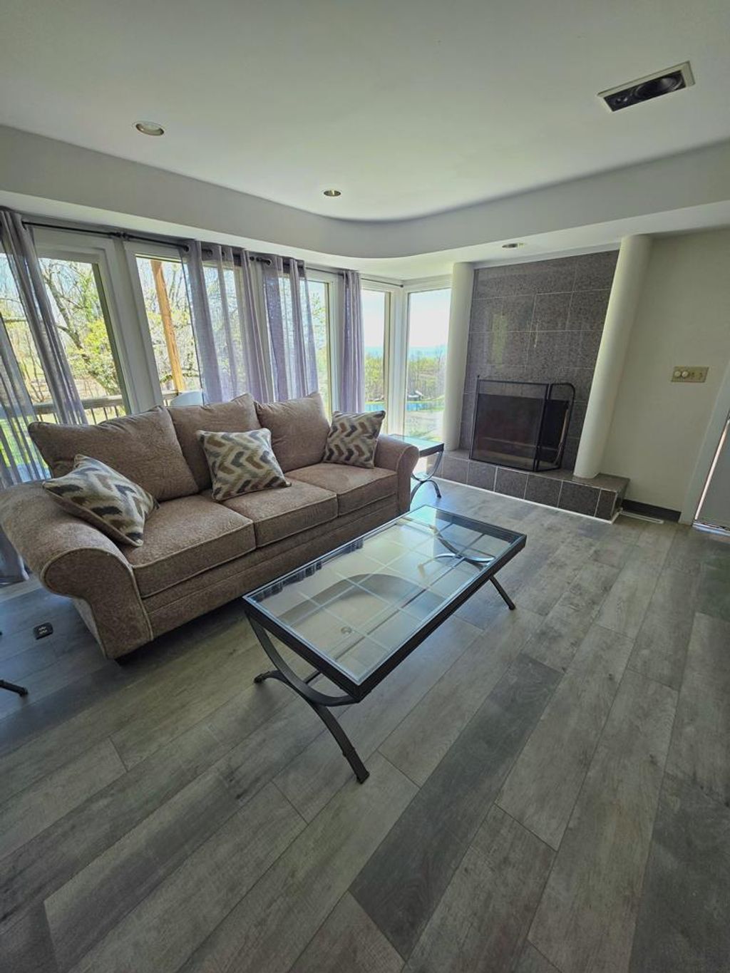 Photo of 80 Doe Highlands Dr, Hillsville, VA 24343 (MLS # 109560)