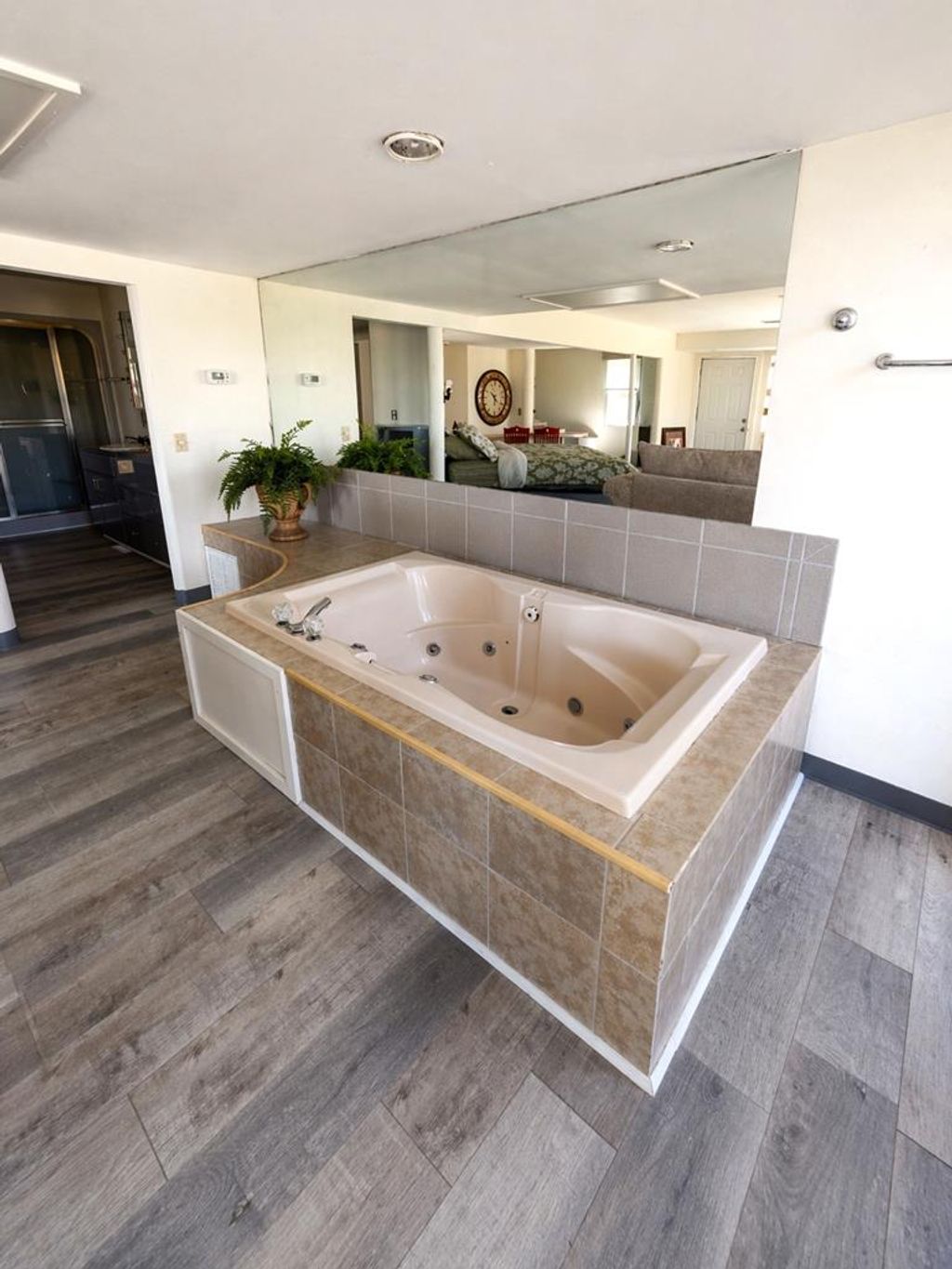 Photo of 80 Doe Highlands Dr, Hillsville, VA 24343 (MLS # 109560)