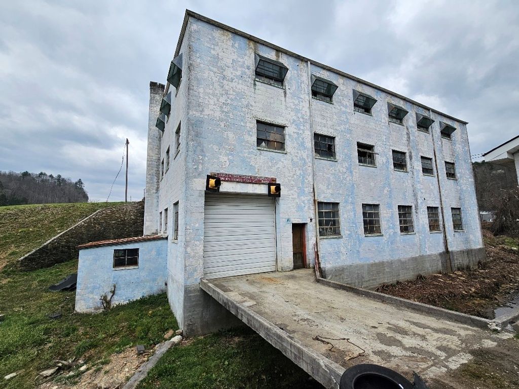 Photo of 53 Ivanhoe Rd #0, Fries, VA 24330 (MLS # 109363)