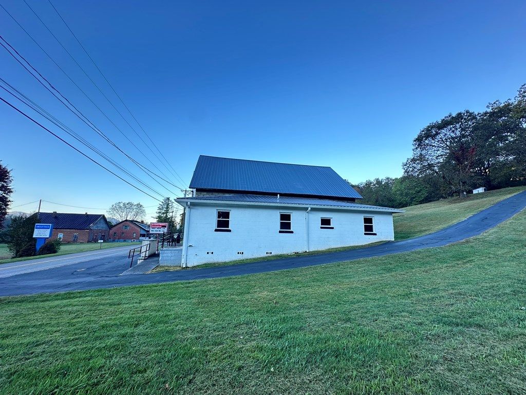 Photo of 2531 Mendota Rd, Mendota, VA 24270 (MLS # 104697)